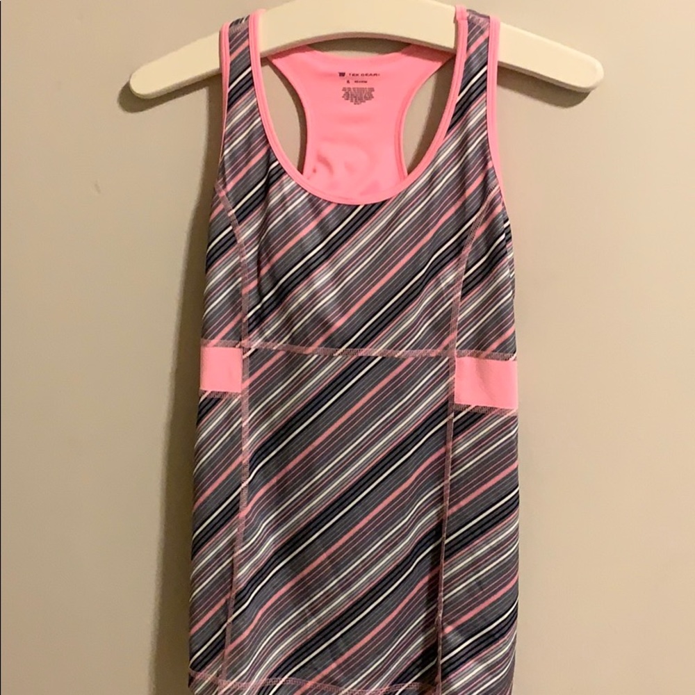 Women’s athletic racer back top